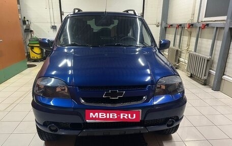 Chevrolet Niva I рестайлинг, 2017 год, 960 000 рублей, 2 фотография