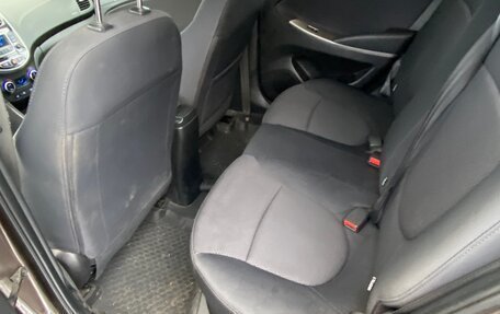 Hyundai Solaris II рестайлинг, 2015 год, 999 000 рублей, 9 фотография