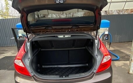 Hyundai Solaris II рестайлинг, 2015 год, 999 000 рублей, 8 фотография