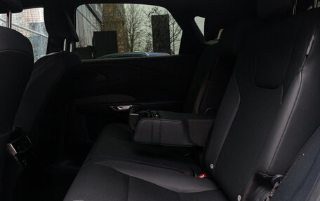 Lexus RX IV рестайлинг, 2023 год, 7 550 000 рублей, 11 фотография