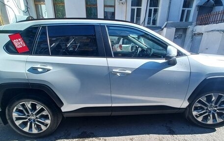 Toyota RAV4, 2021 год, 3 450 000 рублей, 13 фотография
