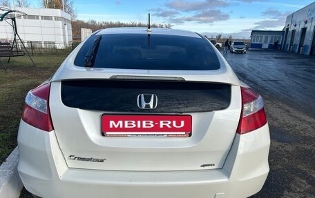 Honda Crosstour I рестайлинг, 2012 год, 1 800 000 рублей, 7 фотография