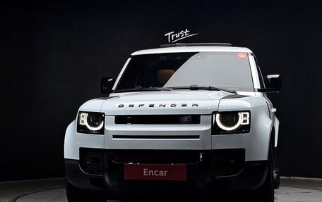 Land Rover Defender II, 2022 год, 7 108 000 рублей, 2 фотография