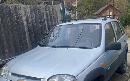 Chevrolet Niva I рестайлинг, 2010 год, 450 000 рублей, 1 фотография