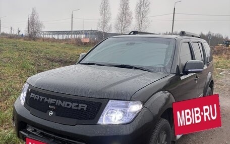 Nissan Pathfinder, 2011 год, 1 370 000 рублей, 1 фотография