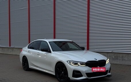 BMW 3 серия, 2019 год, 3 100 000 рублей, 2 фотография