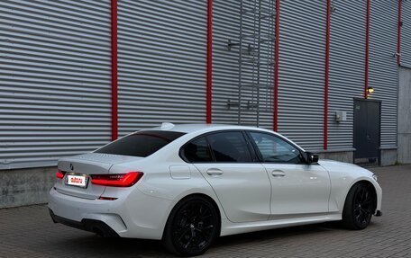 BMW 3 серия, 2019 год, 3 100 000 рублей, 4 фотография