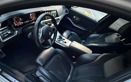 BMW 3 серия, 2019 год, 3 100 000 рублей, 13 фотография