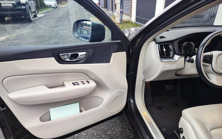 Volvo XC60 II, 2018 год, 2 850 000 рублей, 9 фотография