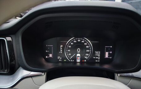 Volvo XC60 II, 2018 год, 2 850 000 рублей, 8 фотография