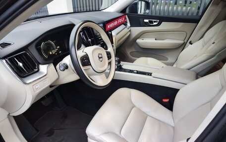 Volvo XC60 II, 2018 год, 2 850 000 рублей, 10 фотография