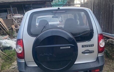 Chevrolet Niva I рестайлинг, 2010 год, 450 000 рублей, 2 фотография