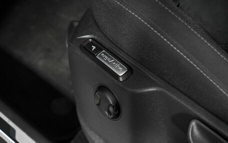 Volkswagen Tiguan II, 2019 год, 2 790 000 рублей, 10 фотография