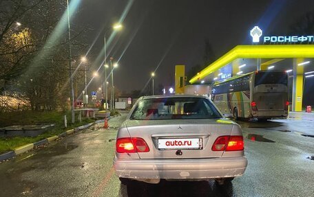 Mercedes-Benz E-Класс, 1997 год, 195 000 рублей, 5 фотография