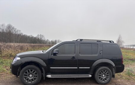 Nissan Pathfinder, 2011 год, 1 370 000 рублей, 3 фотография