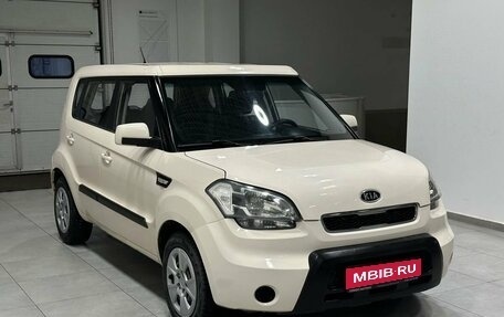 KIA Soul I рестайлинг, 2010 год, 899 900 рублей, 1 фотография
