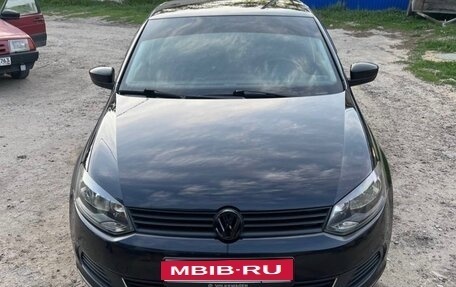Volkswagen Polo VI (EU Market), 2013 год, 870 000 рублей, 1 фотография