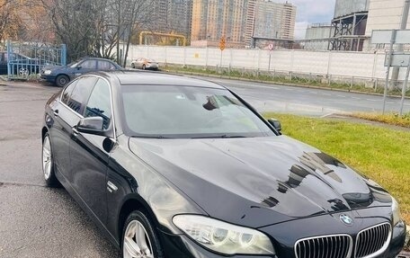 BMW 5 серия, 2011 год, 1 890 000 рублей, 2 фотография