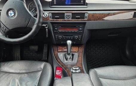 BMW 3 серия, 2006 год, 1 100 000 рублей, 8 фотография