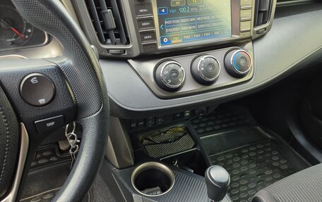 Toyota RAV4, 2014 год, 1 700 000 рублей, 5 фотография