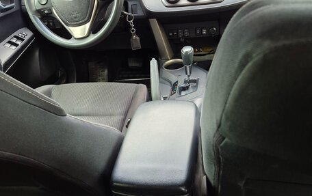 Toyota RAV4, 2014 год, 1 700 000 рублей, 7 фотография