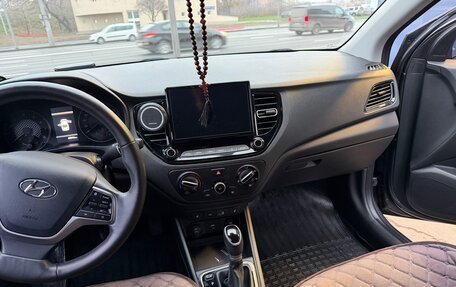 Hyundai Solaris II рестайлинг, 2021 год, 1 580 000 рублей, 7 фотография