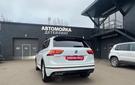 Volkswagen Tiguan II, 2020 год, 2 850 000 рублей, 9 фотография