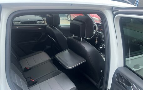 Volkswagen Tiguan II, 2020 год, 2 850 000 рублей, 20 фотография