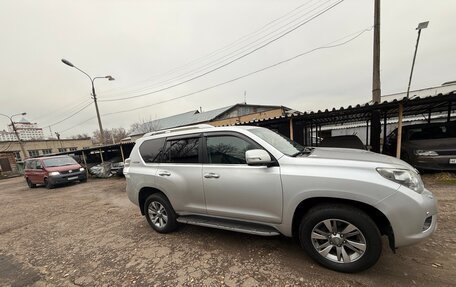Toyota Land Cruiser Prado 150 рестайлинг 2, 2011 год, 2 790 000 рублей, 2 фотография