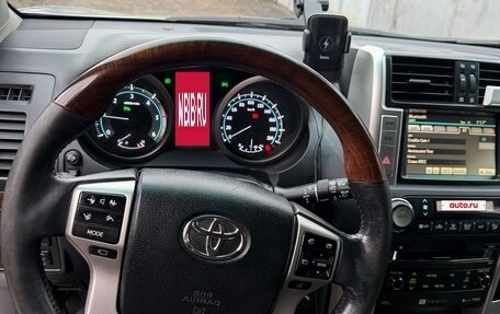 Toyota Land Cruiser Prado 150 рестайлинг 2, 2011 год, 2 790 000 рублей, 10 фотография