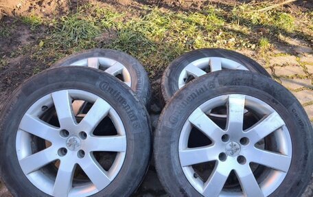 Peugeot Partner II рестайлинг 2, 2012 год, 900 000 рублей, 17 фотография