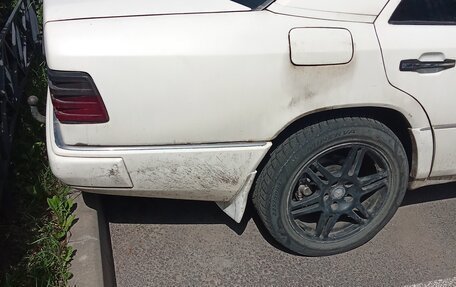 Mercedes-Benz W124, 1989 год, 250 000 рублей, 4 фотография