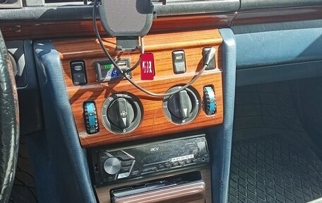 Mercedes-Benz W124, 1989 год, 250 000 рублей, 13 фотография