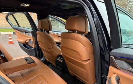 BMW 5 серия, 2019 год, 2 900 000 рублей, 11 фотография