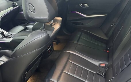 BMW 3 серия, 2019 год, 3 500 000 рублей, 10 фотография