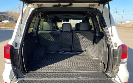 Toyota Land Cruiser 200, 2017 год, 7 600 000 рублей, 14 фотография