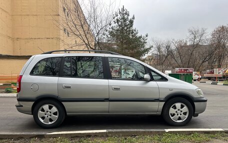 Opel Zafira A рестайлинг, 2003 год, 700 000 рублей, 3 фотография