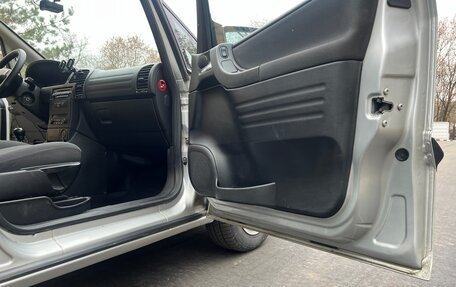 Opel Zafira A рестайлинг, 2003 год, 700 000 рублей, 9 фотография