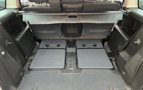 Opel Zafira A рестайлинг, 2003 год, 700 000 рублей, 21 фотография