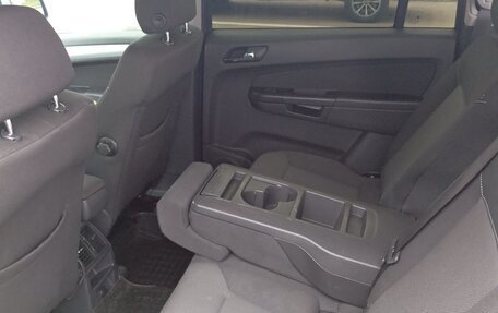 Opel Zafira B, 2013 год, 1 050 000 рублей, 10 фотография