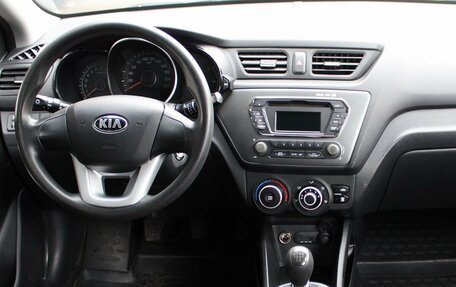 KIA Rio III рестайлинг, 2013 год, 899 000 рублей, 9 фотография