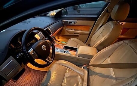 Jaguar XF I рестайлинг, 2008 год, 5 фотография