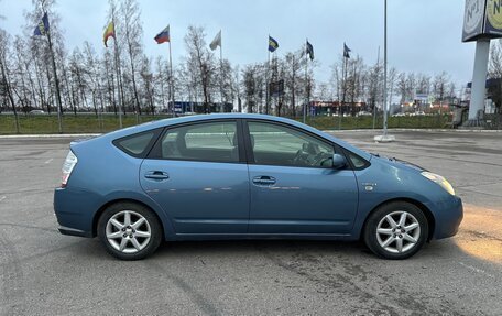 Toyota Prius, 2009 год, 649 000 рублей, 6 фотография