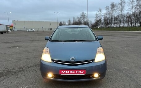 Toyota Prius, 2009 год, 649 000 рублей, 8 фотография