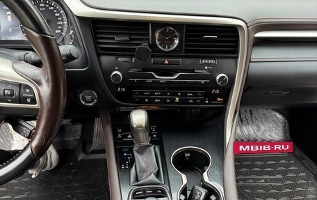 Lexus RX IV рестайлинг, 2019 год, 7 000 000 рублей, 14 фотография