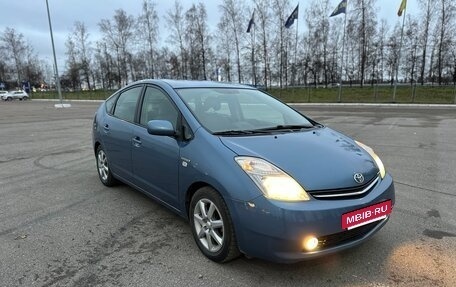Toyota Prius, 2009 год, 649 000 рублей, 7 фотография