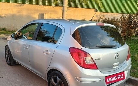 Opel Corsa D, 2011 год, 700 000 рублей, 2 фотография