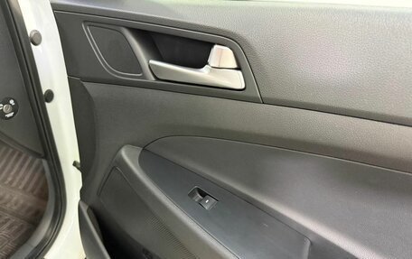 Hyundai Tucson III, 2018 год, 2 300 000 рублей, 27 фотография