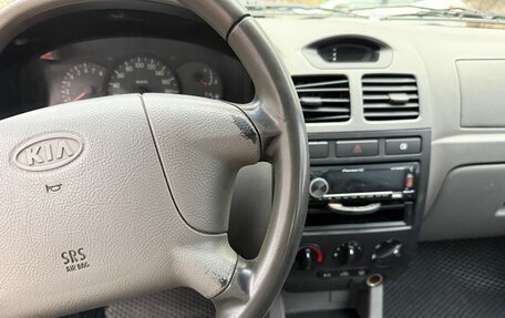 KIA Rio II, 2004 год, 200 000 рублей, 4 фотография