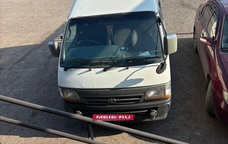 Toyota HiAce H100, 2002 год, 458 000 рублей, 11 фотография